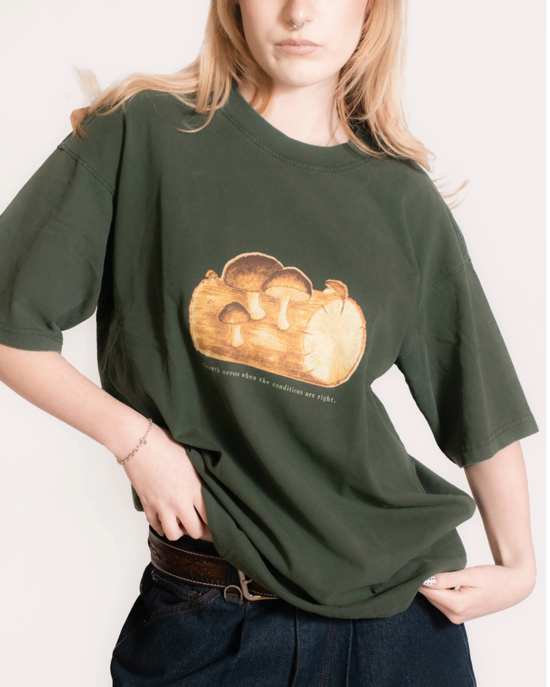 "GROWTH OCCURS" T-Shirt - Forest Green