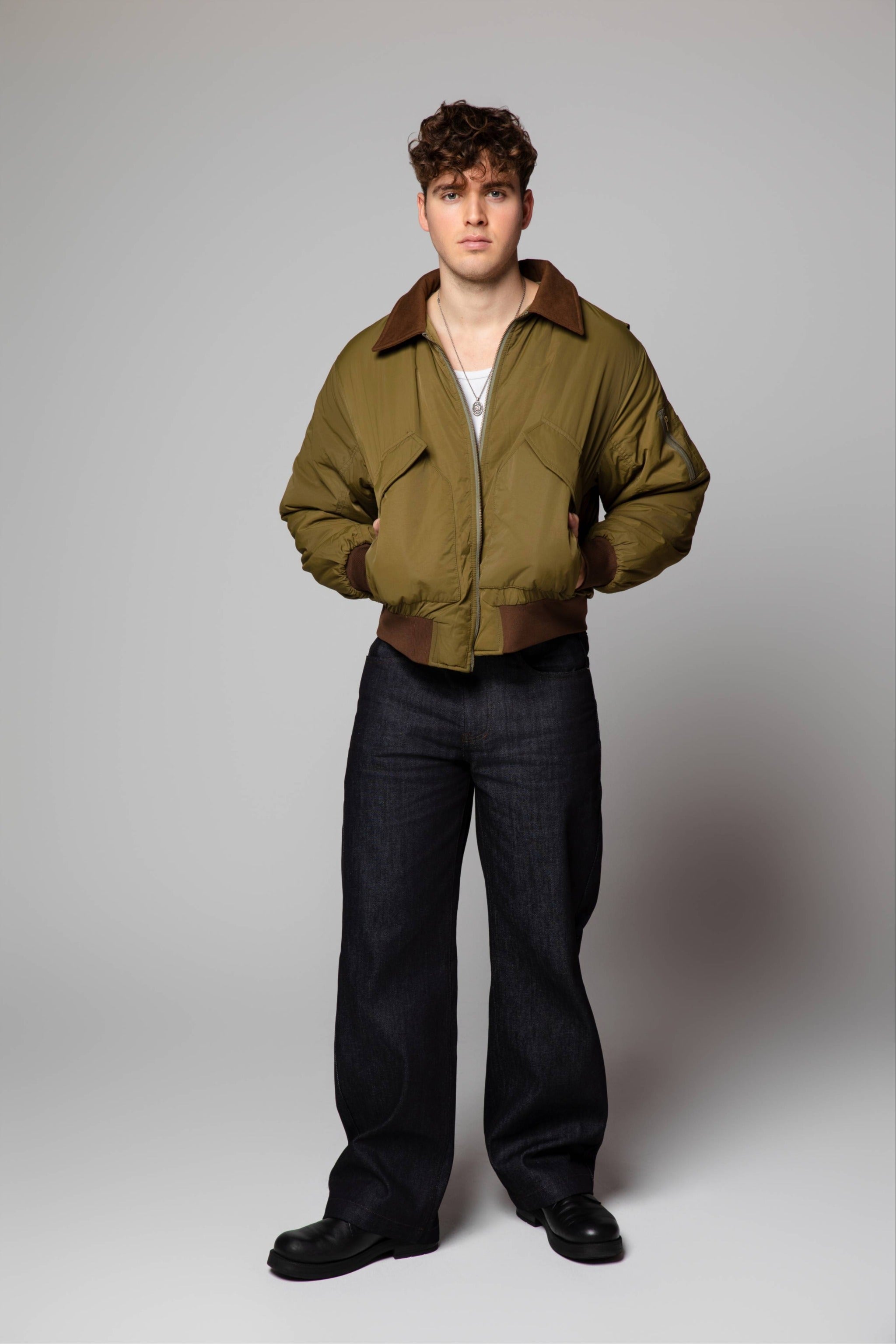 "FSJ-131" Military Bomber Jacket (Olive Drab / Chestnut)
